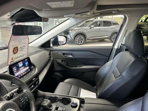 Deep Ocean Blue 2024 Nissan Rogue SV