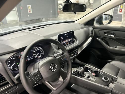 2026 Nissan Rogue DA