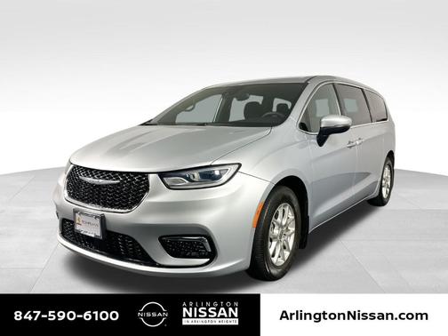 2023 Chrysler Pacifica Touring
