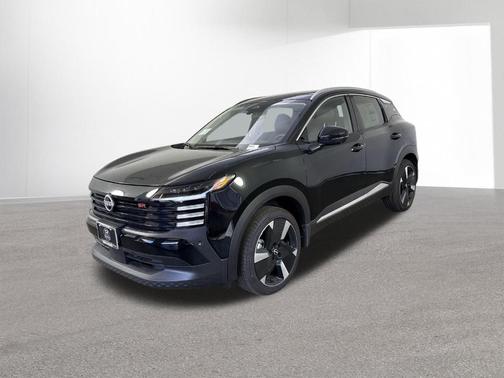 Super Black 2026 Nissan Kicks SR