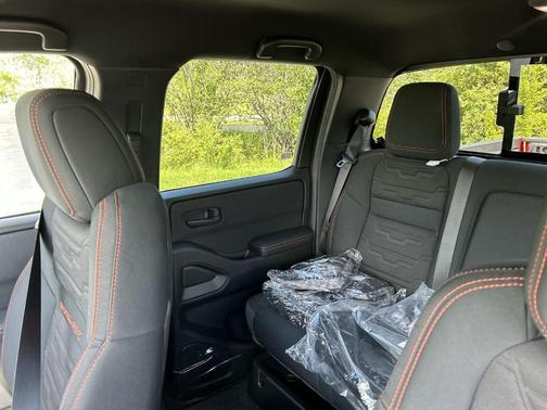 Red Alert 2026 Nissan Frontier PRO-4X