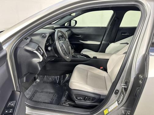 2020 Lexus UX 250h Base