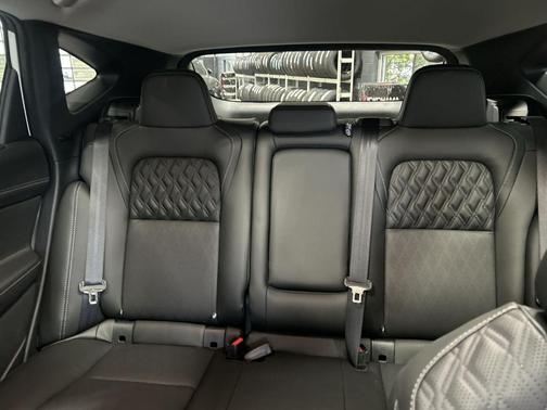 Everest White P 2026 Nissan Murano Platinum