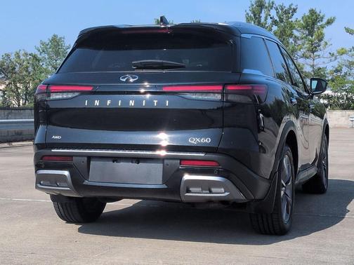 2022 INFINITI QX60 Luxe