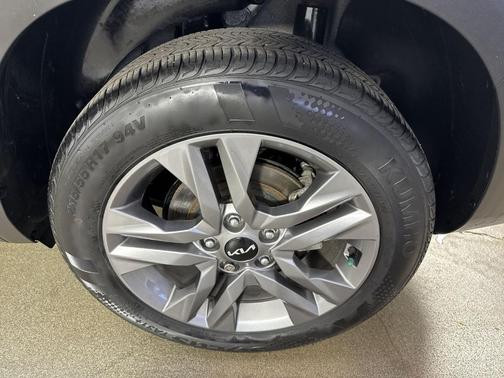 2022 Kia Seltos S