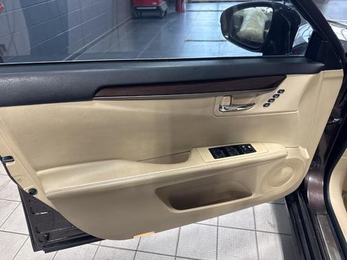 2013 Lexus ES 350 Base