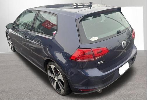 2016 Volkswagen Golf GTI S