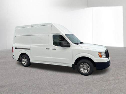 2021 Nissan NV Cargo NV2500 HD SV V6/SV V8
