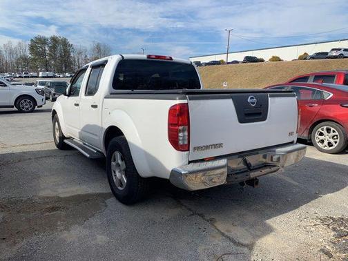 2006 Nissan Frontier SE Crew Cab