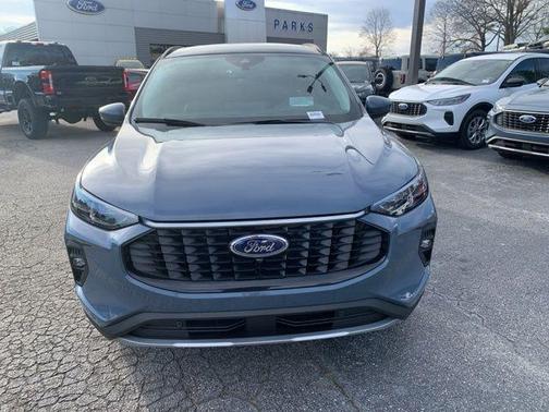 2026 Ford Escape PHEV SE