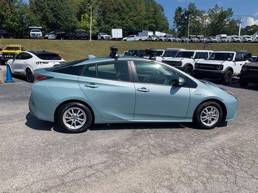2016 Toyota Prius Three