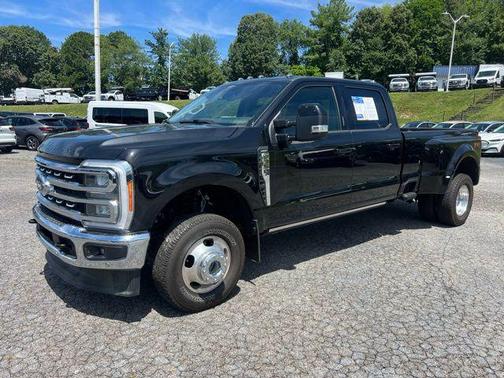 2023 Ford F-350 Lariat