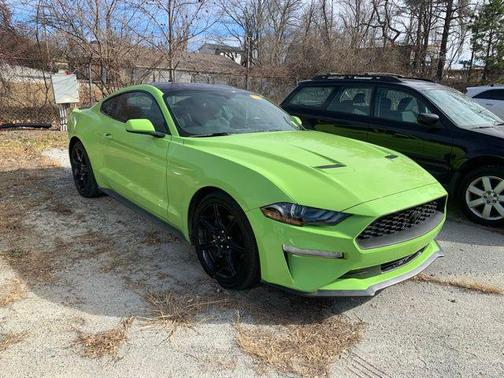 2020 Ford Mustang EcoBoost