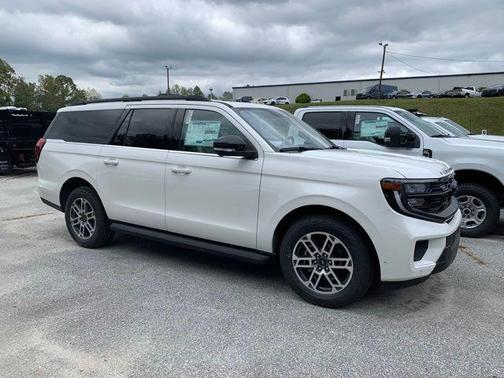 2025 Ford Expedition Max Active 4x4