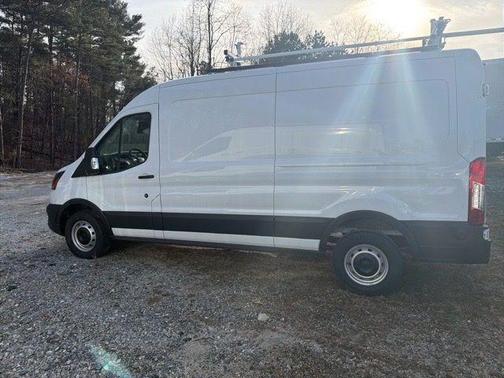OXFORD WHITE 2024 Ford Transit-250 Base