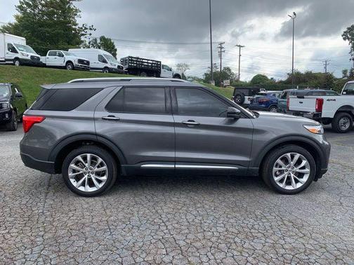 2023 Ford Explorer Platinum