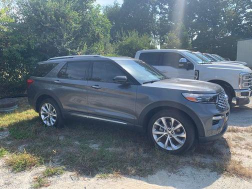 2023 Ford Explorer Platinum