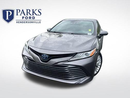 2019 Toyota Camry Hybrid XLE