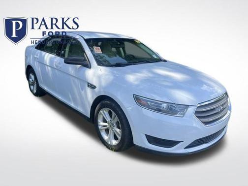 2019 Ford Taurus SE