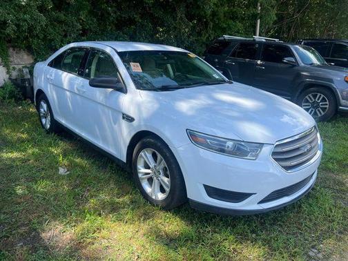 2019 Ford Taurus SE