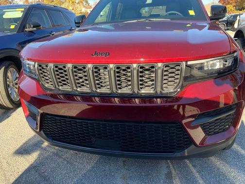 2023 Jeep Grand Cherokee Altitude