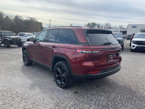 2023 Jeep Grand Cherokee Altitude