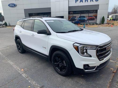 2023 GMC Terrain AWD AT4
