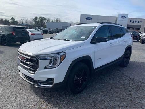 2023 GMC Terrain AWD AT4