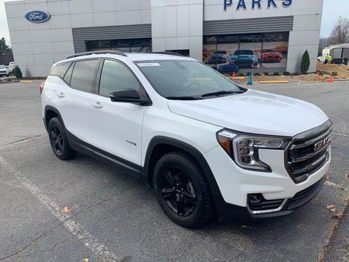 2023 GMC Terrain AWD AT4
