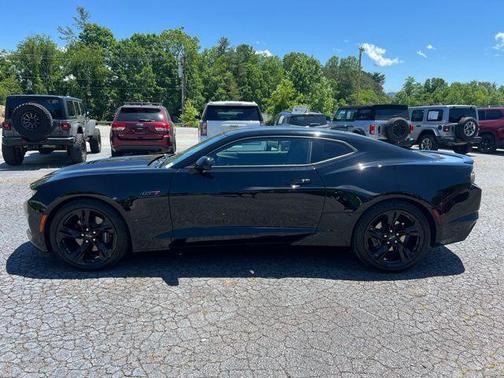 2022 Chevrolet Camaro RWD Coupe LT1