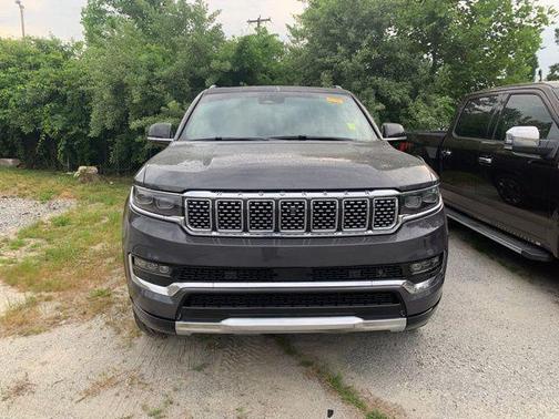 Baltic Gray Metallic Clearcoat 2025 Jeep Grand Wagoneer Series III 4x4