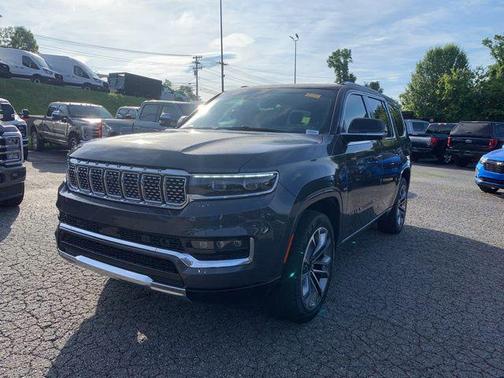 Baltic Gray Metallic Clearcoat 2025 Jeep Grand Wagoneer Series III 4x4