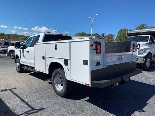 2025 Ford F-350 XL