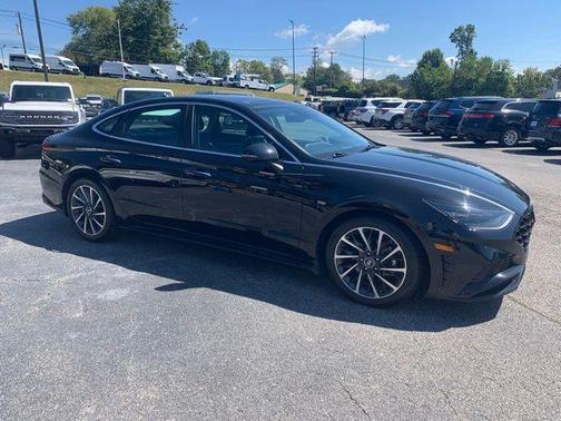 2022 Hyundai SONATA Limited