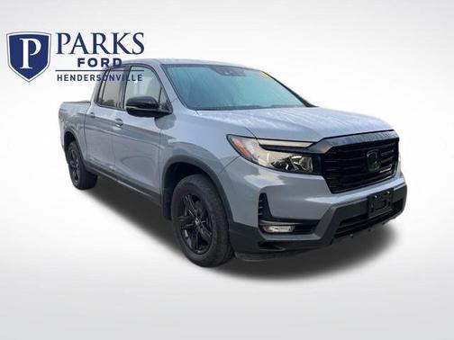 Sonic Gray Pearl 2023 Honda Ridgeline Black