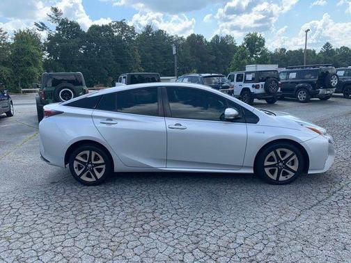 2018 Toyota Prius Three Touring