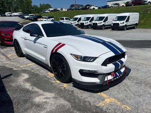 2017 Ford Shelby GT350 Base