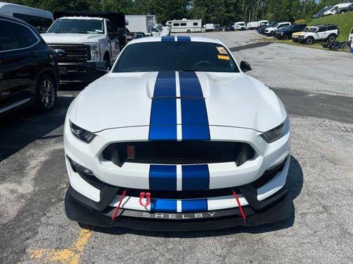 2017 Ford Shelby GT350 Base