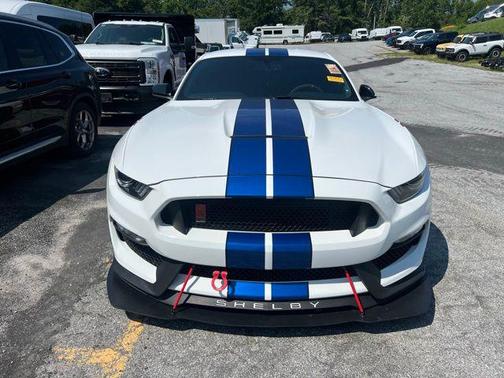 2017 Ford Shelby GT350 Base