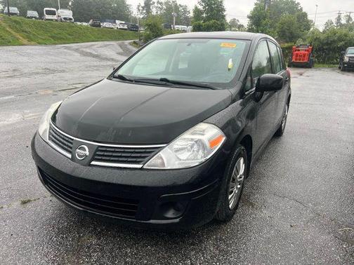 2009 Nissan Versa 1.8 S
