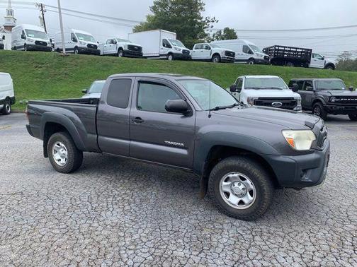 2014 Toyota Tacoma Base