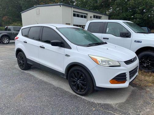 2016 Ford Escape S