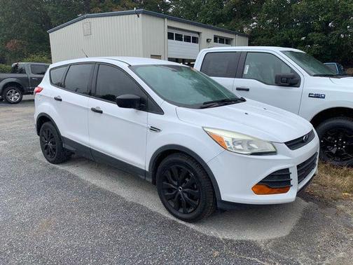 2016 Ford Escape S