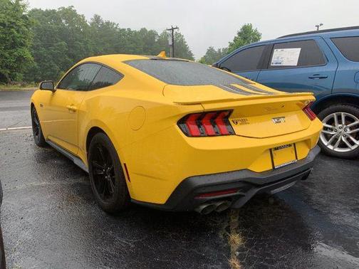 YELLOW SPLASH METALLIC 2024 Ford Mustang GT