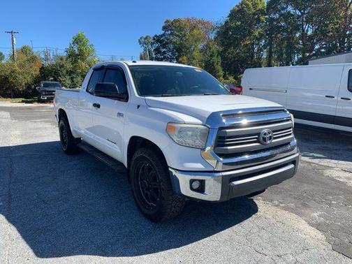 2014 Toyota Tundra SR5