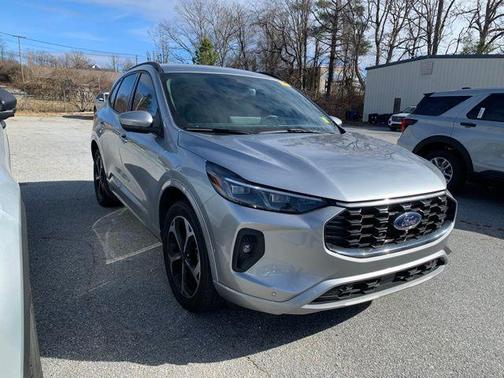 2024 Ford Escape ST-Line Elite