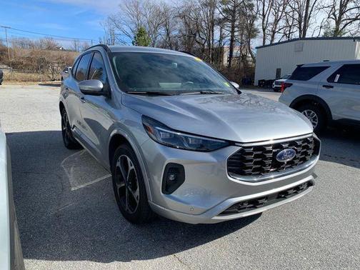 2024 Ford Escape ST-Line Elite