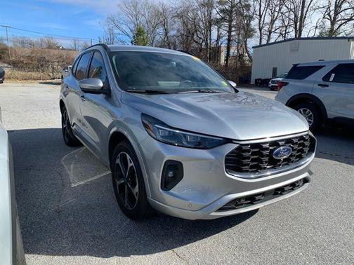 2024 Ford Escape ST-Line Elite
