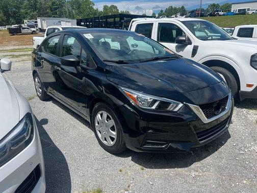 2020 Nissan Versa 1.6 S