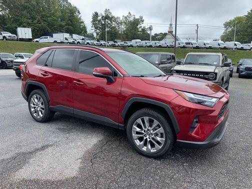 2023 Toyota RAV4 XLE Premium